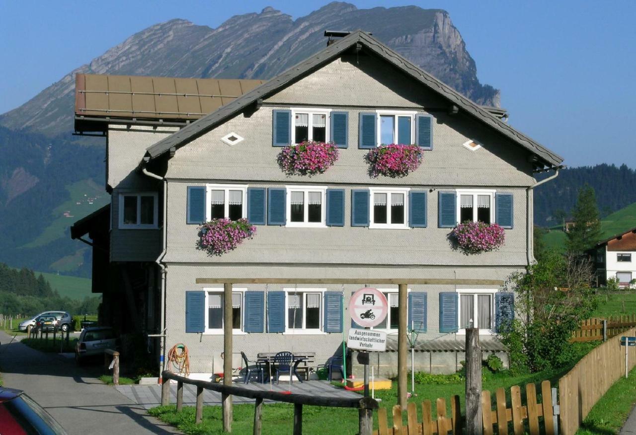 Bauernhof Madlener Claudia Villa Schoppernau Exterior photo